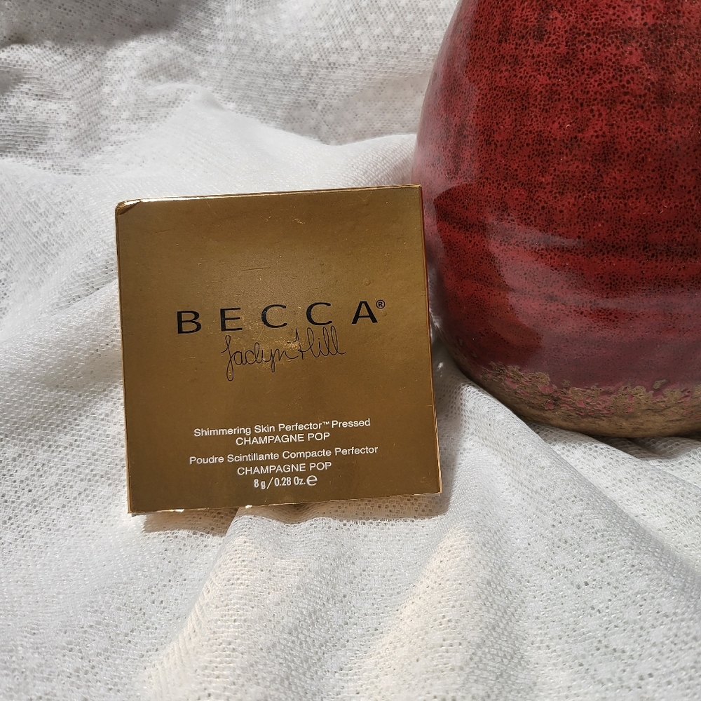 Becca Jaclyn Hill discontinued collection Shimmering skin petfector